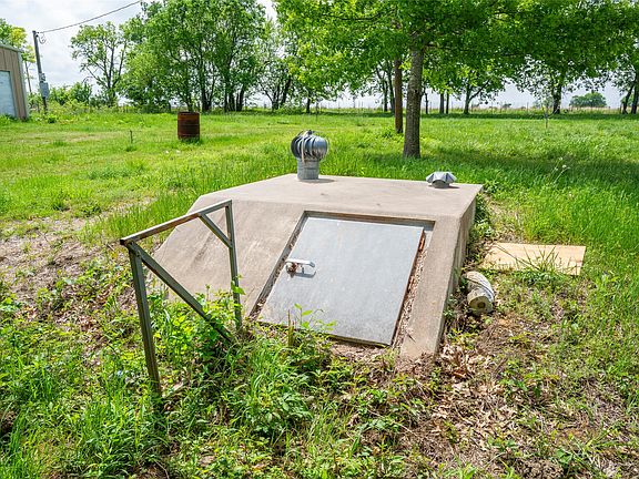 4th image of 3891 County Road 22900