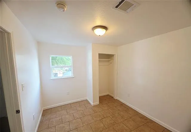2681 Gladiolus St #C — Photo 5