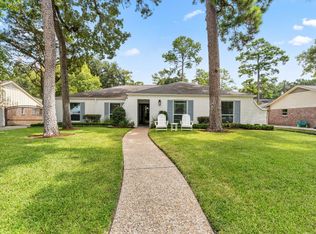 10022 Bordley Dr, Houston, TX 77042