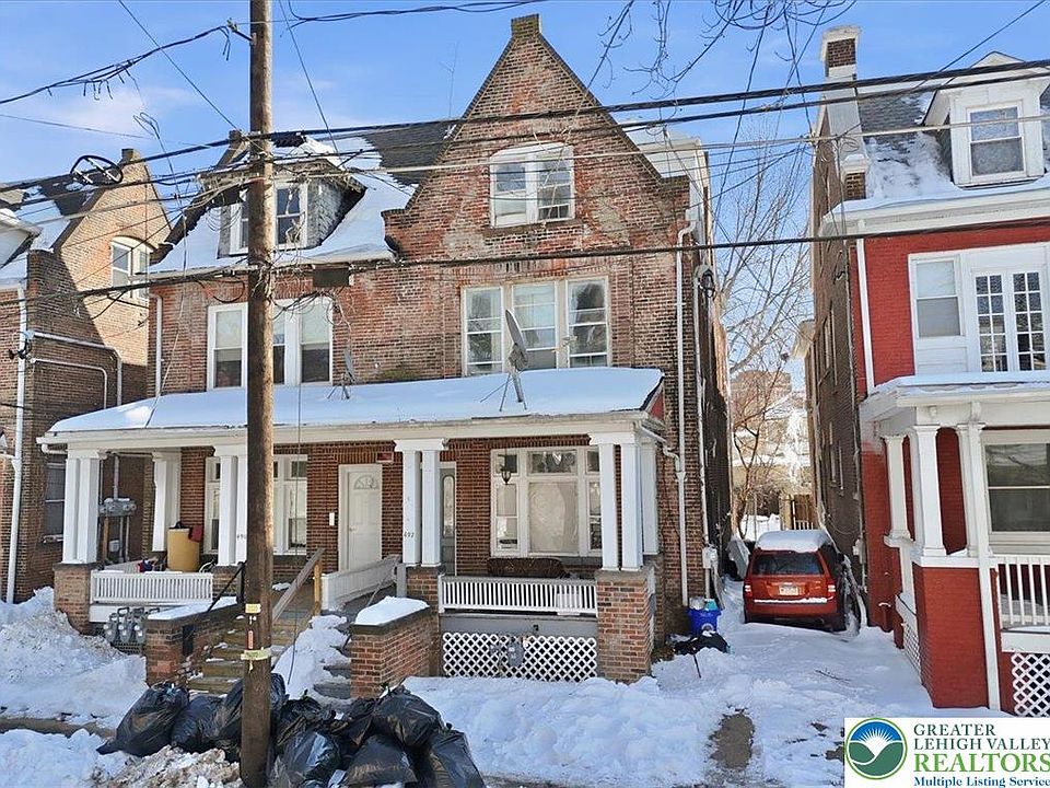 1st image of 492 S Franklin St