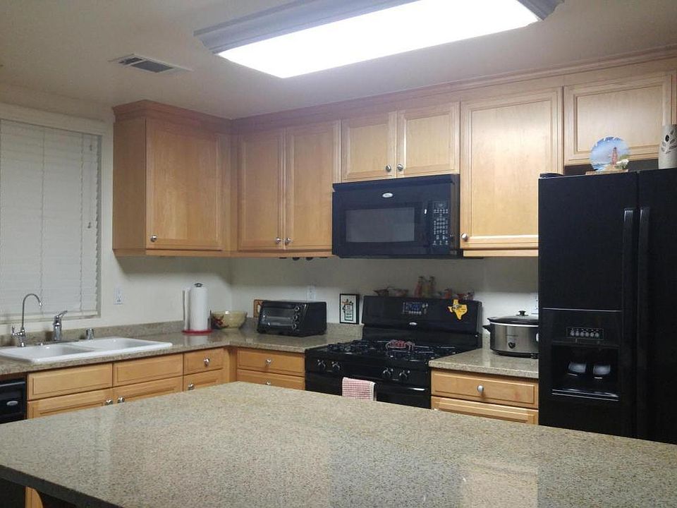 1st image of 639 Flathead River St