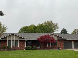 407 Ponderosa Ct, McPherson, KS 67460