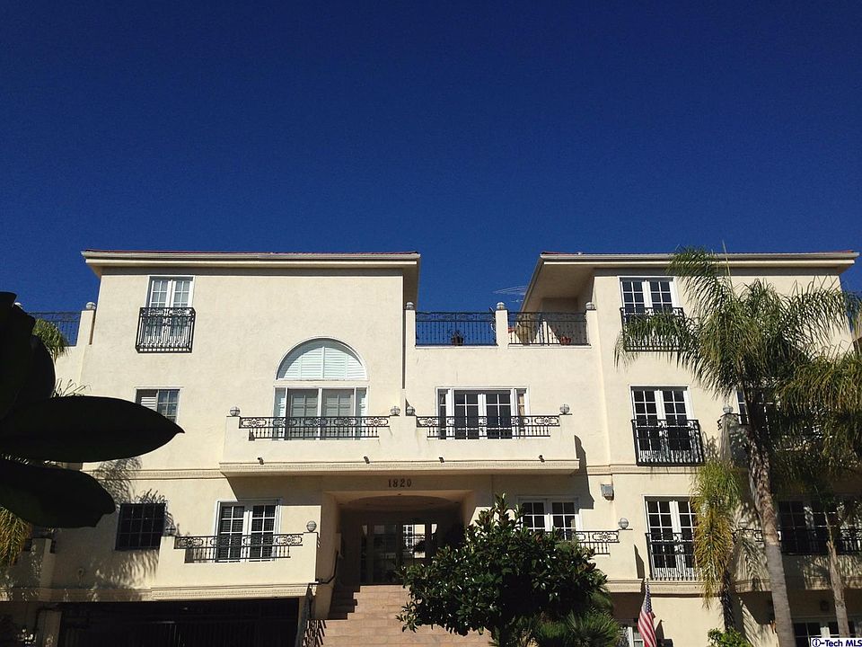 1st image of 1820 Holmby Ave APT 2