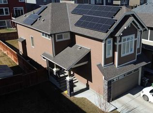 27 SE Mist Mountain Rise, Okotoks, AB T1S5P6