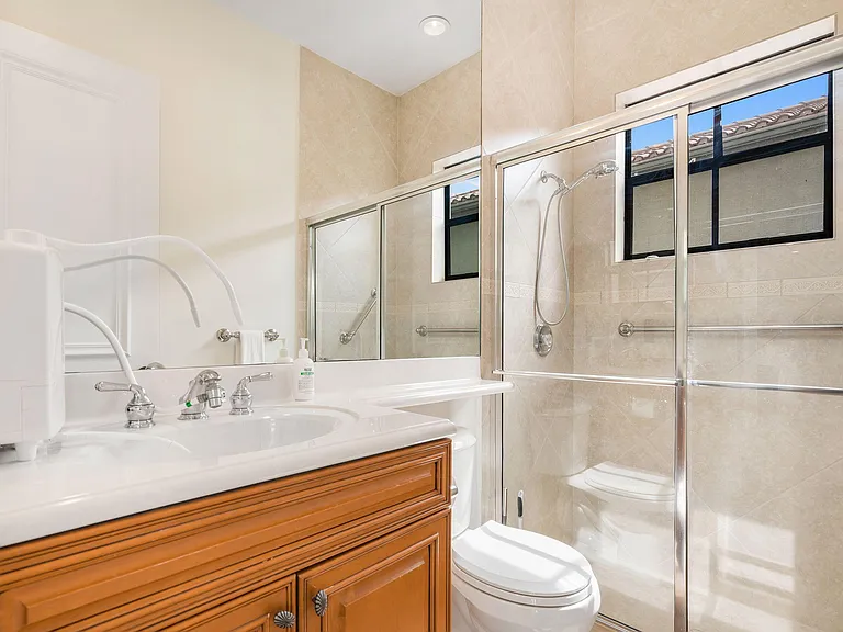 11695 Sunrise View Ln — Photo 31