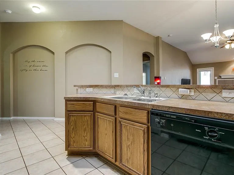 2867 Park Place Dr — Photo 11