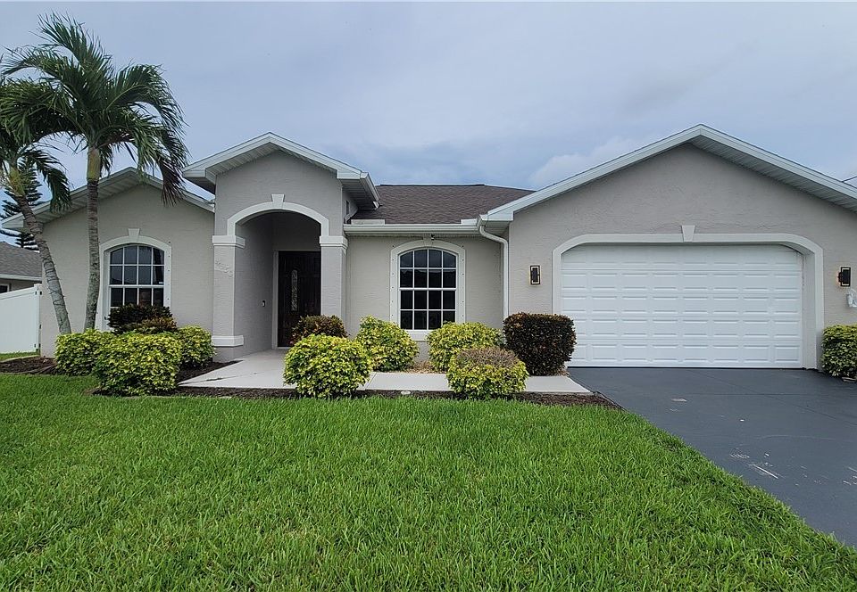 1st image of 4930 SW 25th Ct
