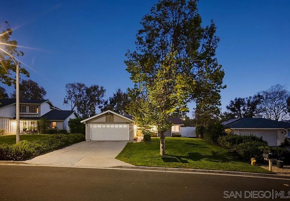1st image of 30559 Moontide Ct