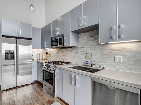 1167 S Barrington Ave #T310
