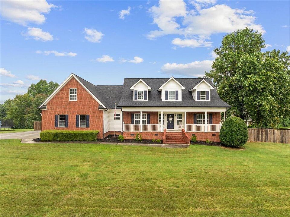 1st image of 1020 S Ridge Dr