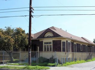 1712 S Hoover St, Los Angeles, CA 90006