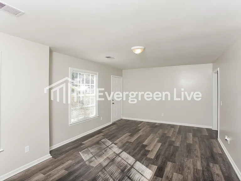 321 Gales River Rd — Photo 10