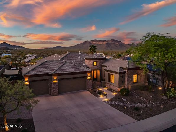 9628 E Inglewood Cir, Mesa, AZ 85207