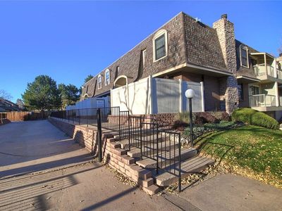 15553 E Wyoming Dr Unit B, Aurora, CO, 80017
