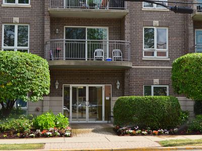 1477 E Thacker St APT 309, Des Plaines, IL, 60016
