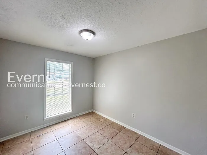8044 Oakbrook Dr — Photo 9