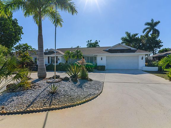 2nd image of 178 Torrey Pnes