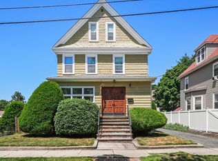35 Myrtle St, Saugus, MA 01906