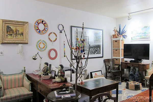 Rented by City Connections Realty | media 17