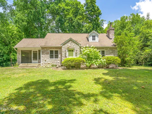 619 White Oak Dr, Knoxville, TN 37920
