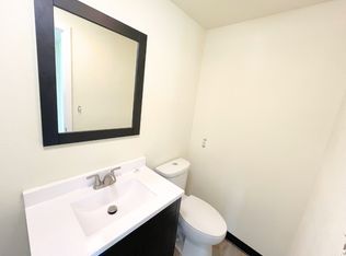 402 Prairie St #2, Guthrie Center, IA 50115