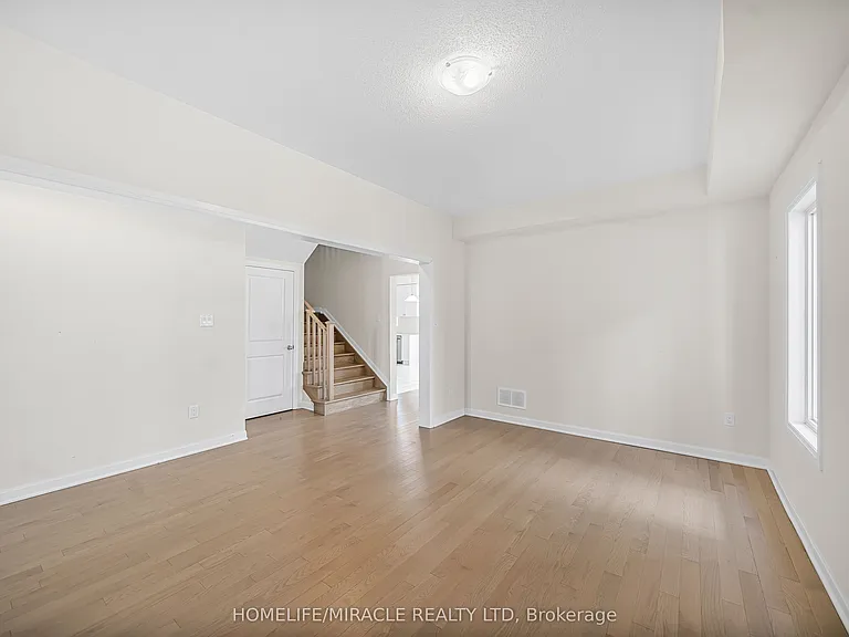 111 Windermere Blvd — Photo 14