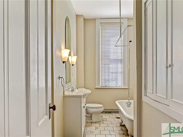 117 W Charlton St — Photo 10