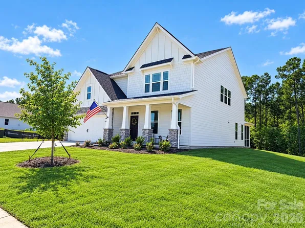 7513 Bainbridge Rd, Sherrills Ford, NC 28673