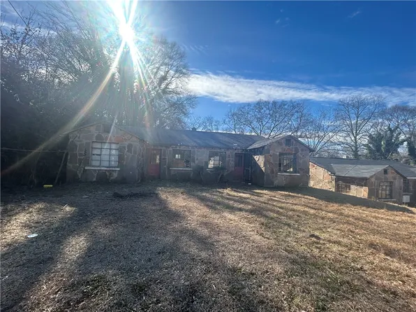 111 W North 3rd St, Seneca, SC 29678