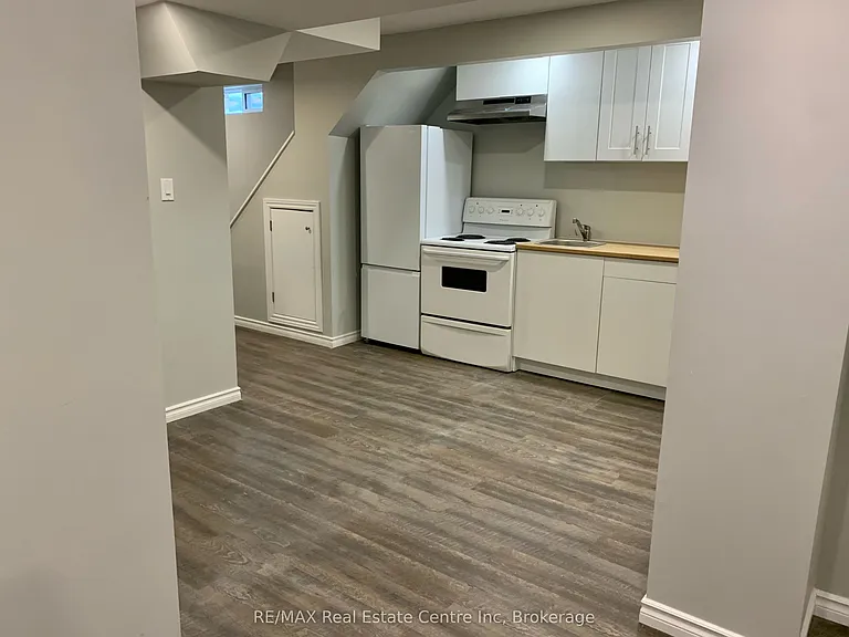85 Watt St — Photo 6