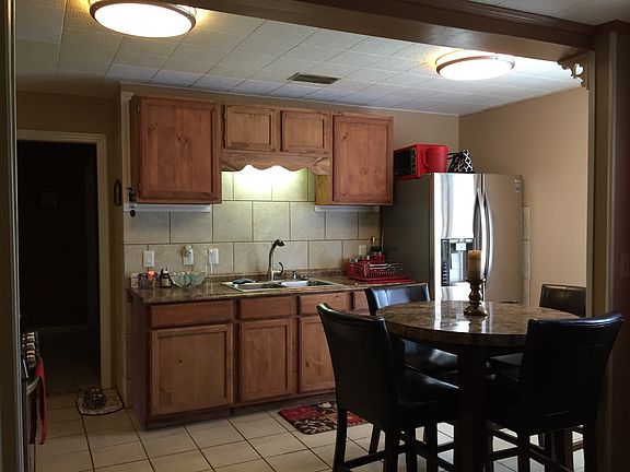 4th image of 1816 Lucy Ln