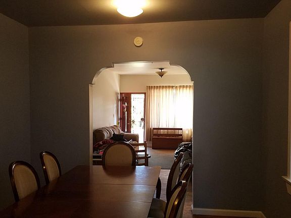 3rd image of 234 Pine Ave