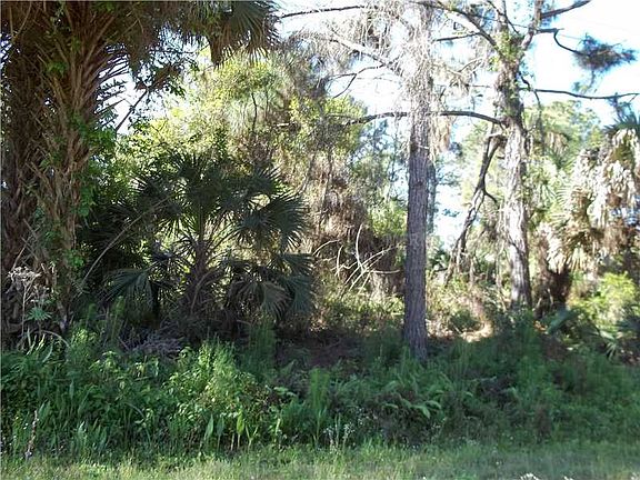 4th image of Kamsler Ave
