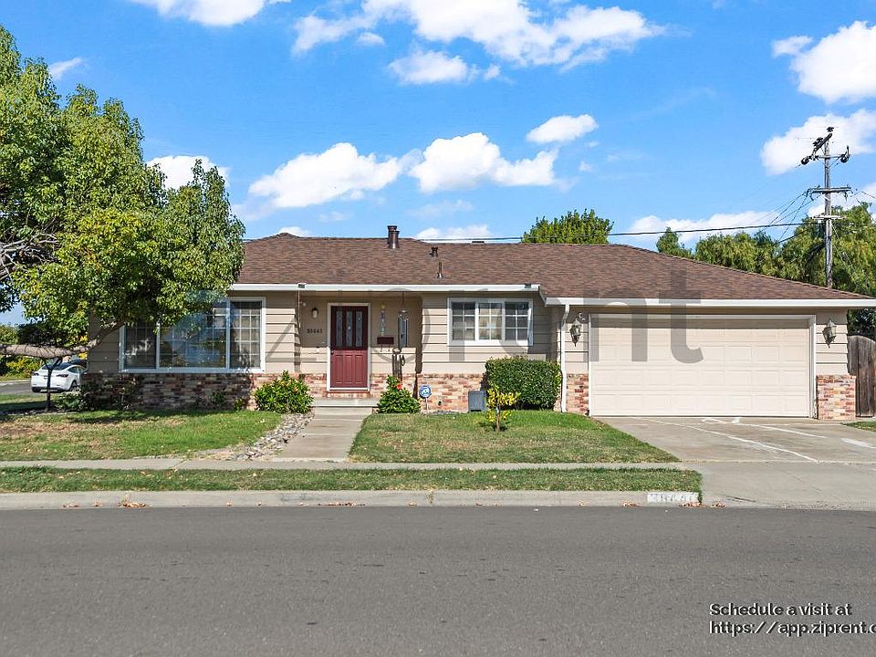 1st image of 38440 Farwell Dr