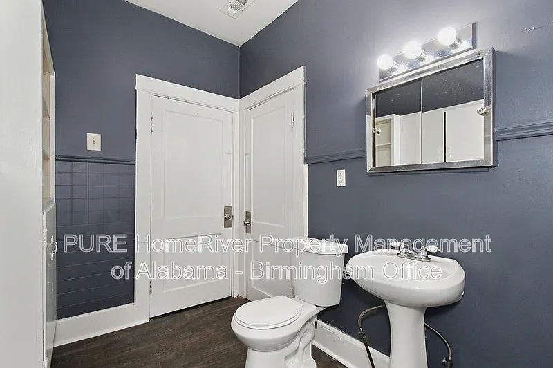 3 bed, 2.0 bath, 1120 sqft, $1,145 — Photo 2