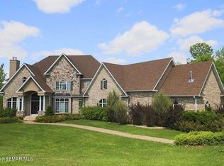 28384 Ridgeview Dr S, Red Wing, MN 55066