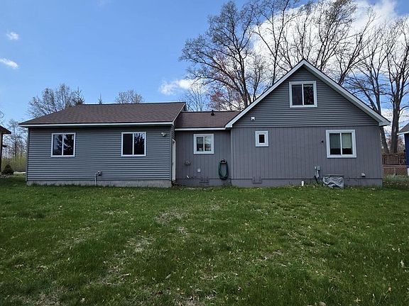 2nd image of 5060 N Reserve Rd