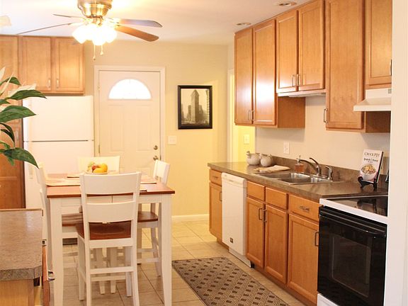 3rd image of 2613 Margybeth Ave