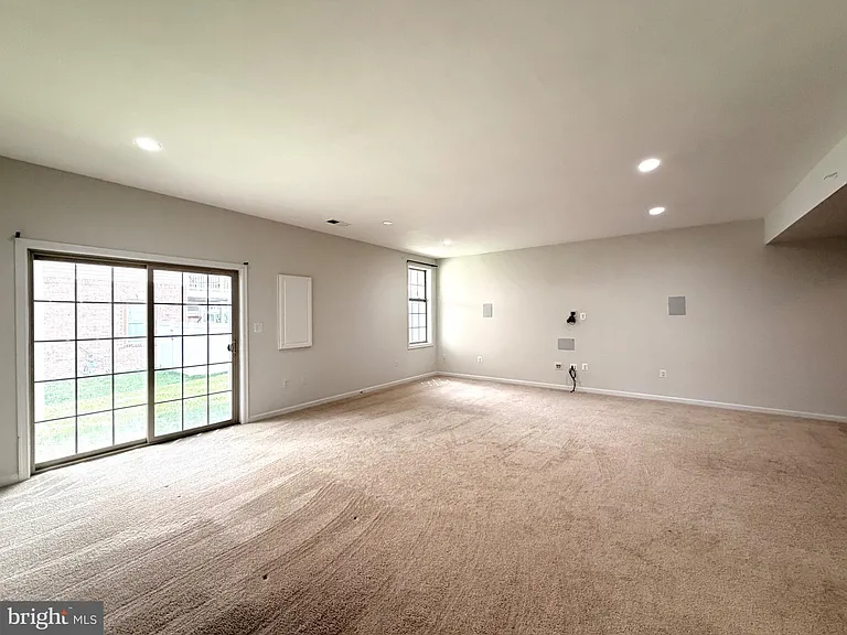 23480 Logans Ridge Ter — Photo 48