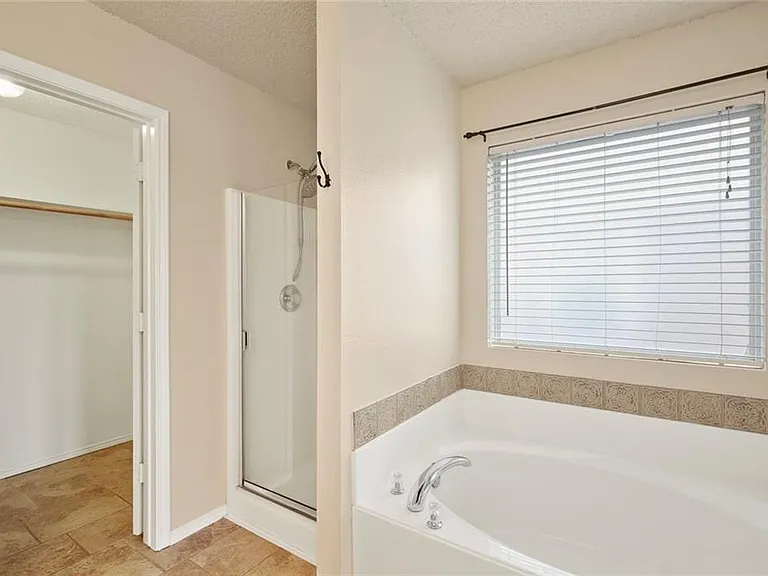9973 George Washington Dr — Photo 25