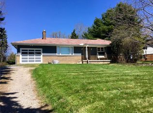 112 McClelland Dr, Rochester, PA 15074