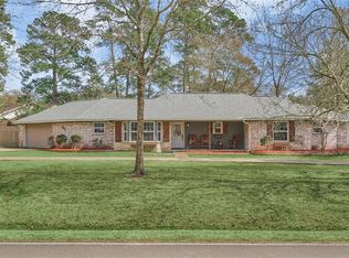 1403 Coe Rd, Pinehurst, TX 77362