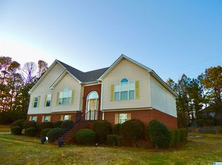 5487 Flint Hill Cir, Bessemer, AL 35022