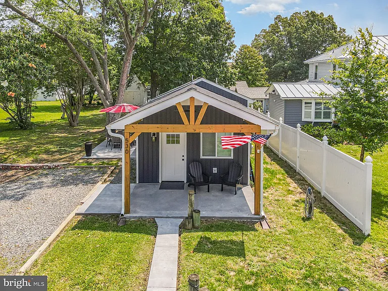 530 Monroe Bay Ave — Photo 16