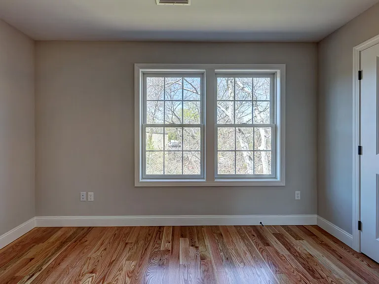 690 New Haven Ave — Photo 30