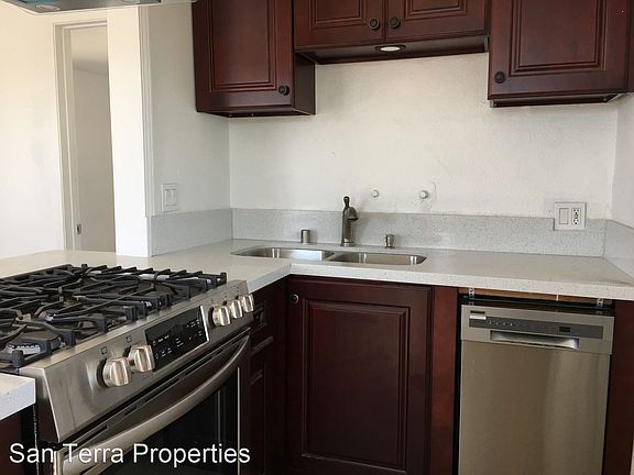 3rd image of 349 27th St