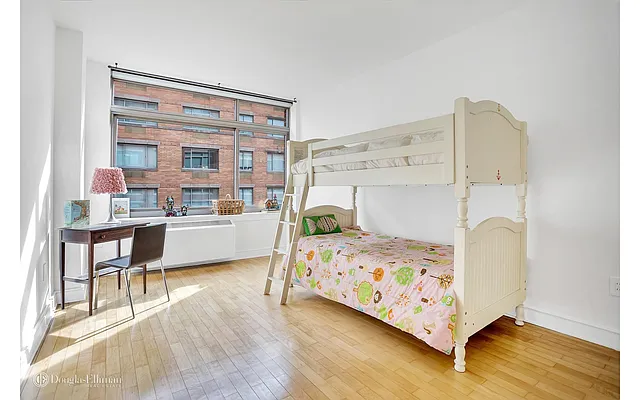 Rented by Douglas Elliman | media 26