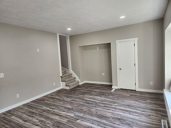 5th image of 530 N 6th St