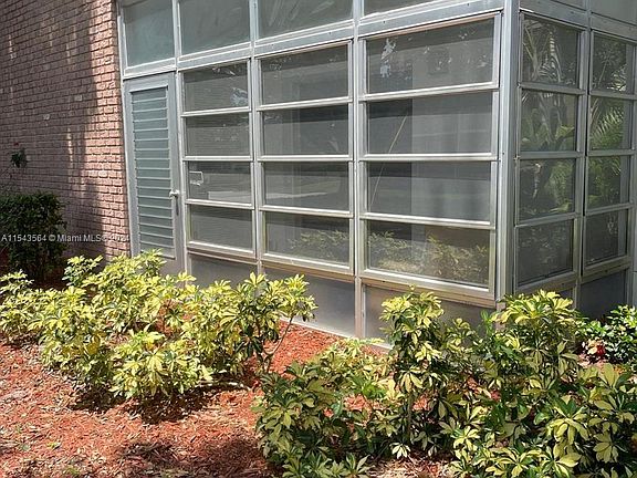 5th image of 1225 NW 21st St APT 1103