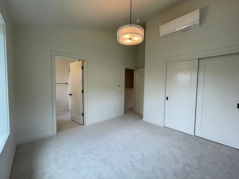 601 SE Spokane St #201 — Photo 22